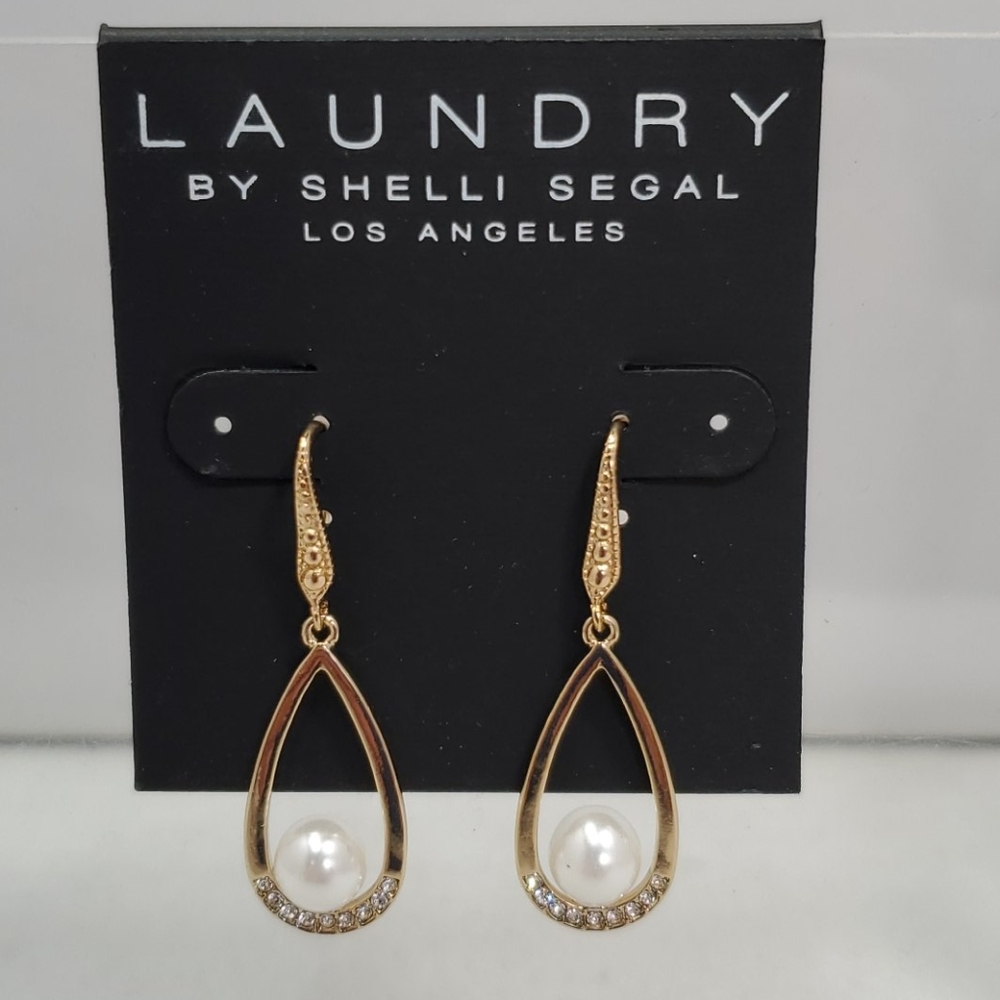 Laundry gold pearl dangle earrings fish hook